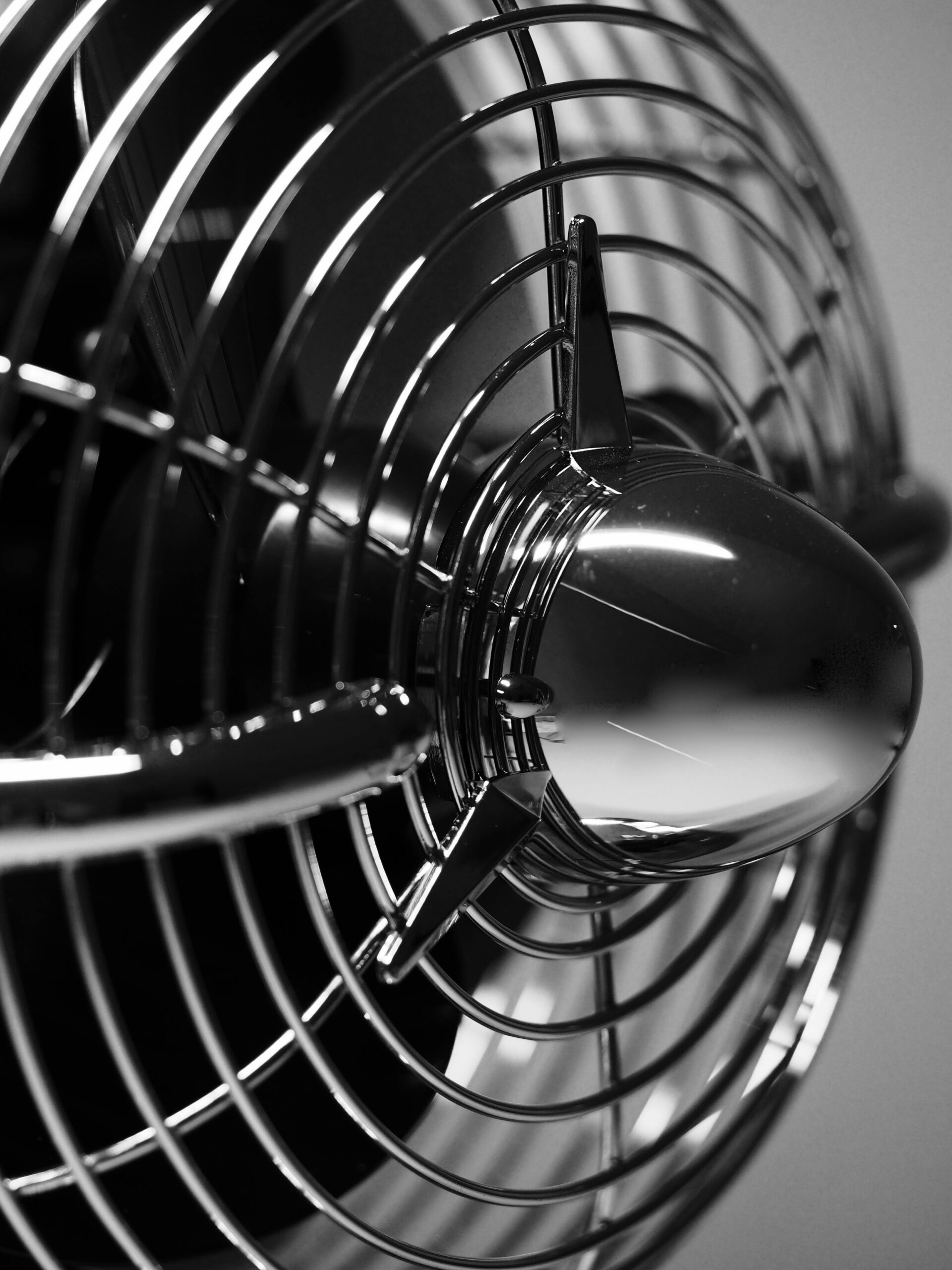Crystal finger guard safety mesh for axial fans